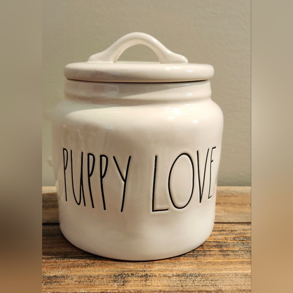 Rae Dunn canister